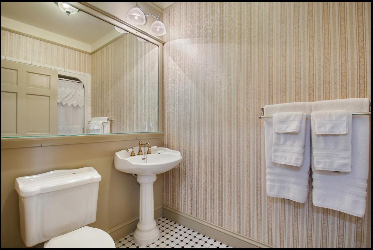 Carnegie Hall Boutique Hotel Ladysmith Esterno foto