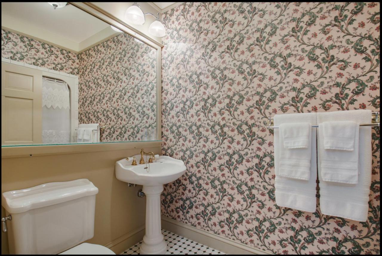 Carnegie Hall Boutique Hotel Ladysmith Esterno foto